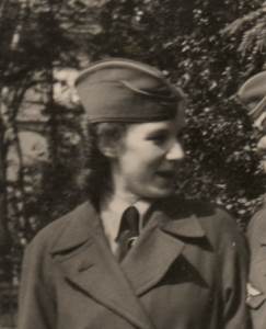 Maria Schellhammer als Nachrichtenhelferin im 2. Weltkrieg