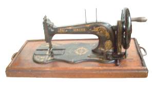 enlarge picture  - sewing machine Singer
