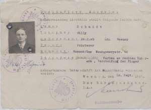 greres Bild - Ausweis vorlufig    1945