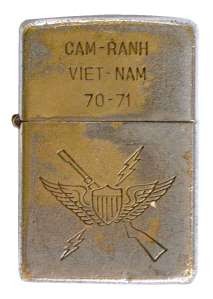 enlarge picture  - lighter USA Vietnam  1970