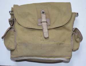 enlarge picture  - pouch France gasmask WW2