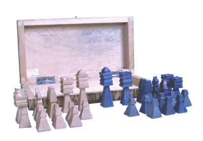 enlarge picture  - chess game POW German