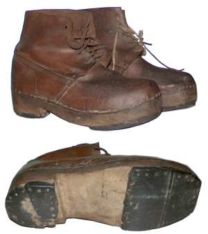 greres Bild - Schuhe Notzeit       1945